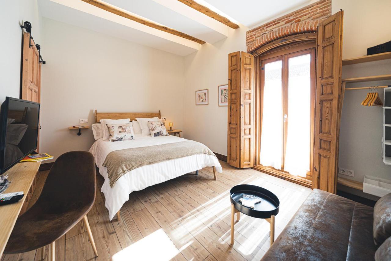 La Casa Del Medico Hosteria Rural Urda Екстериор снимка